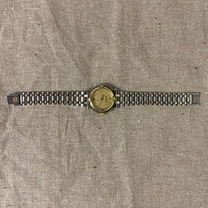 Authentic Woman’s Gucci watch - small wrist